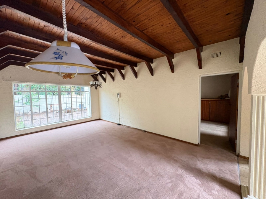 5 Bedroom Property for Sale in Protea Park North West